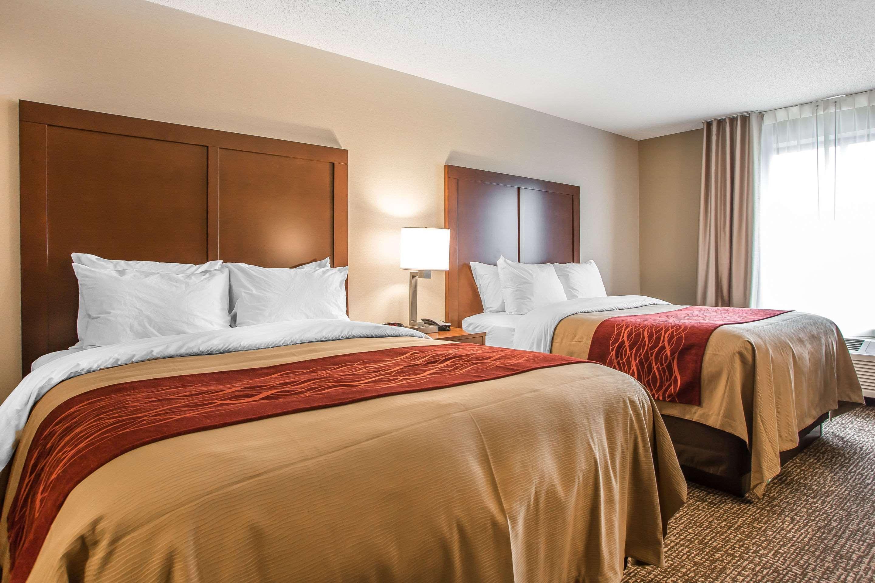Comfort Inn Pa Turnpike - I-81 Карлайл Екстериор снимка