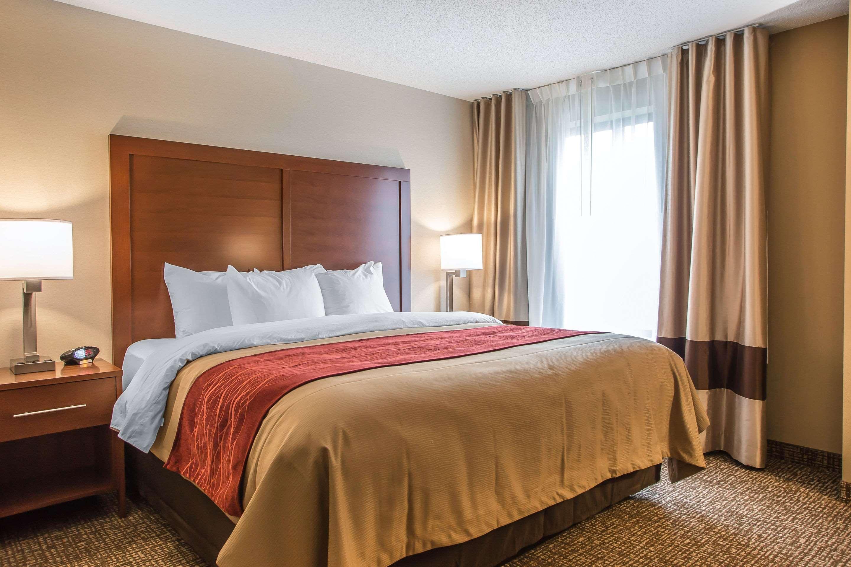 Comfort Inn Pa Turnpike - I-81 Карлайл Екстериор снимка