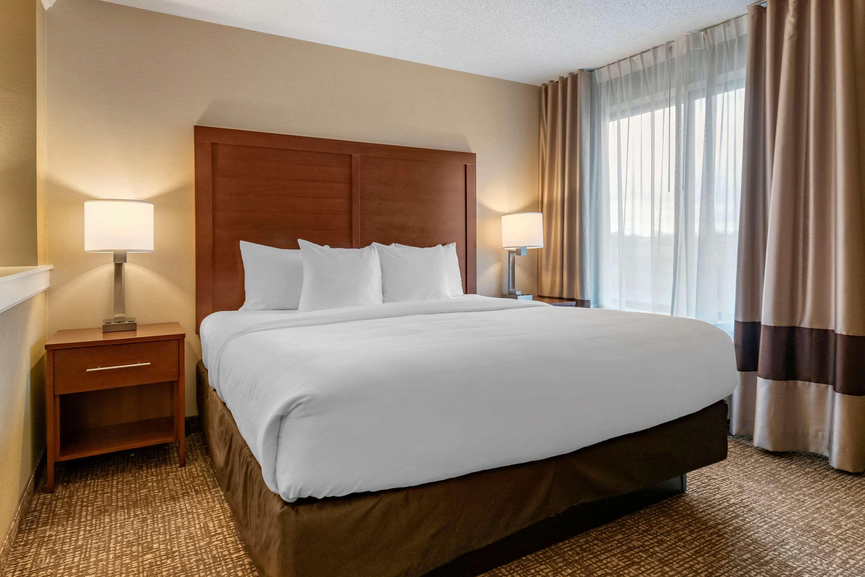 Comfort Inn Pa Turnpike - I-81 Карлайл Екстериор снимка