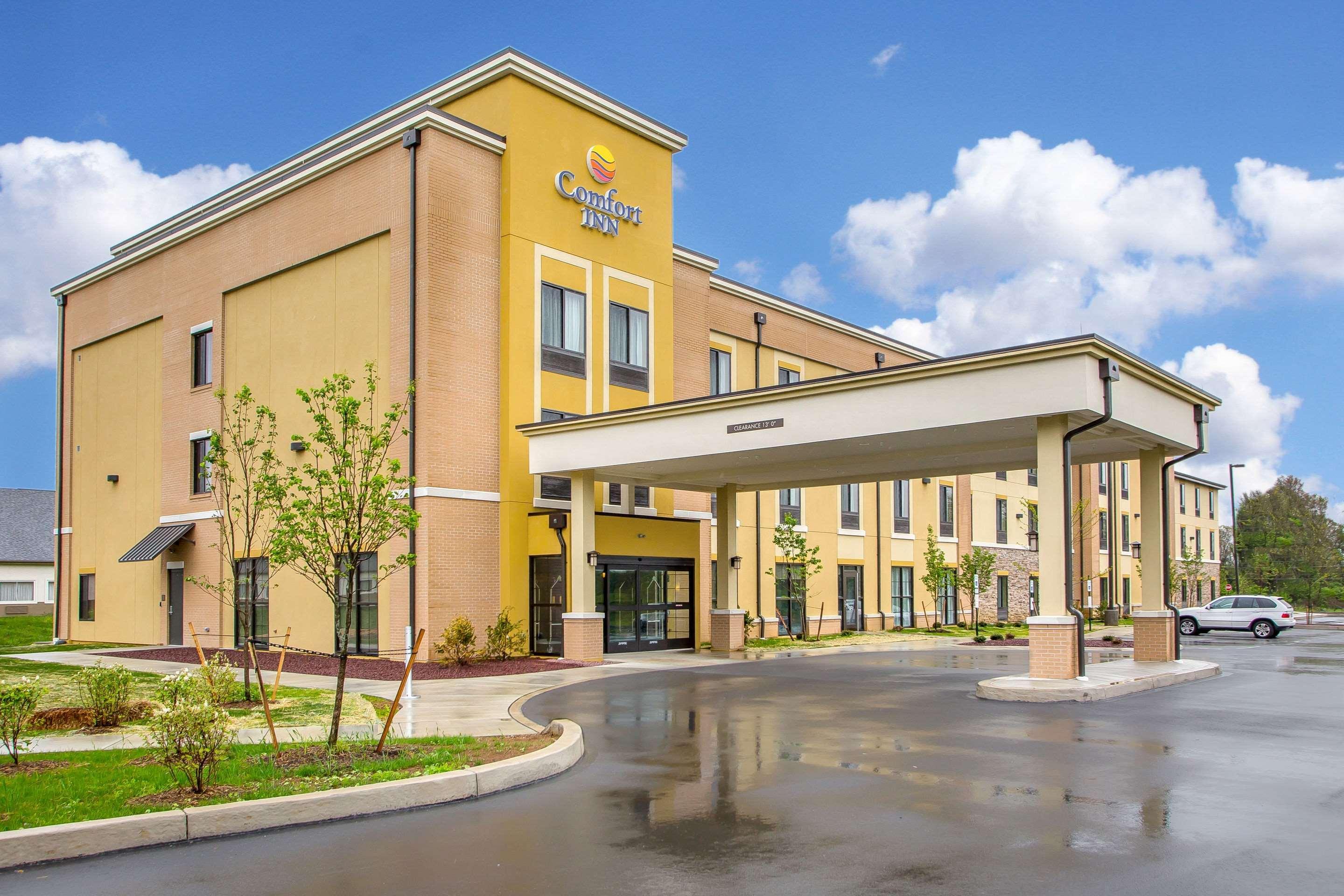 Comfort Inn Pa Turnpike - I-81 Карлайл Екстериор снимка