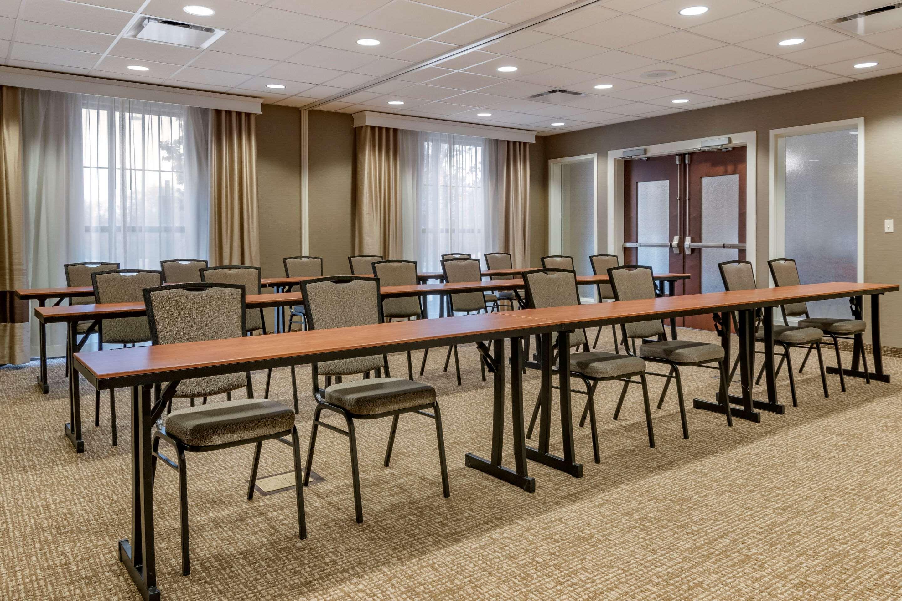 Comfort Inn Pa Turnpike - I-81 Карлайл Екстериор снимка