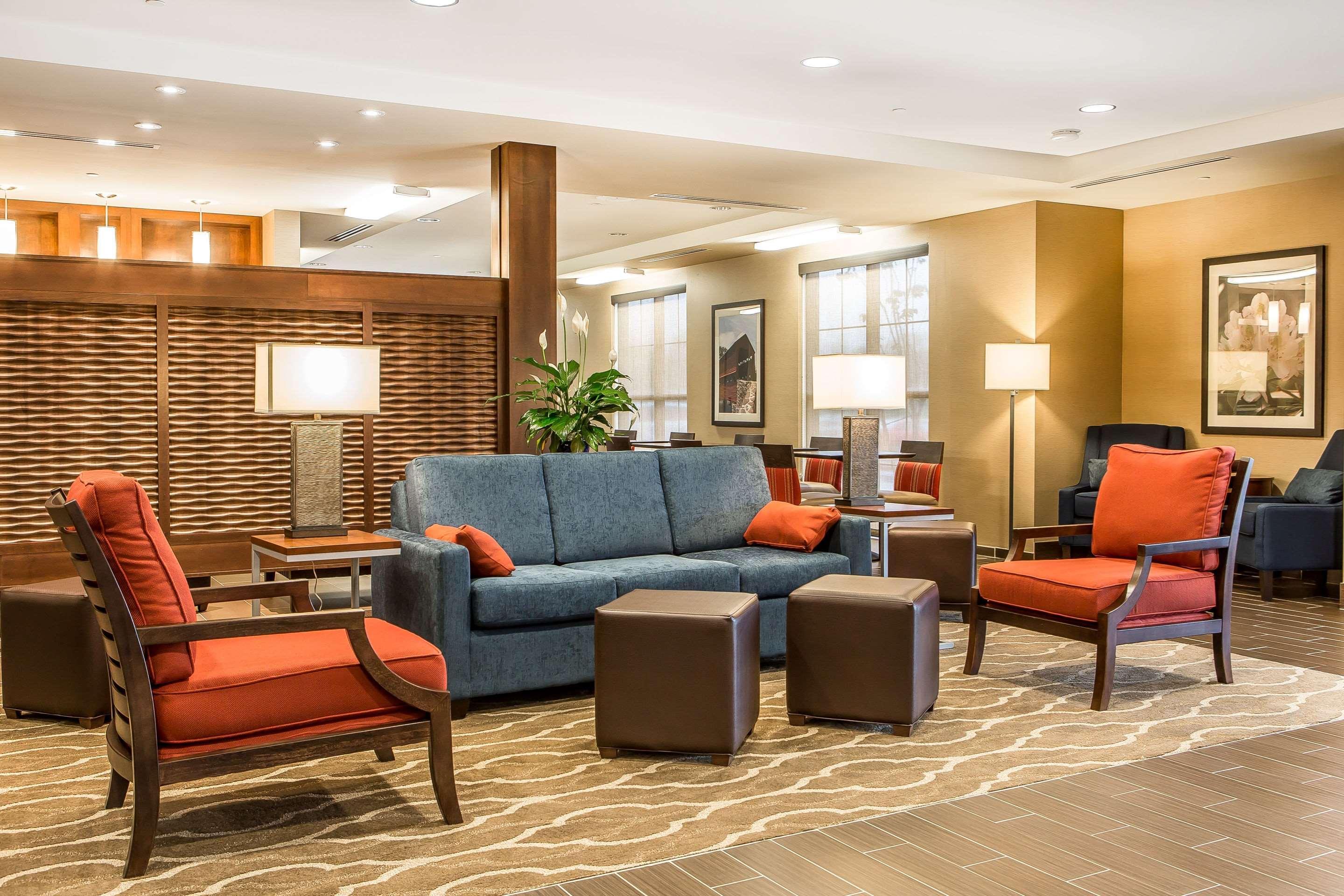 Comfort Inn Pa Turnpike - I-81 Карлайл Екстериор снимка