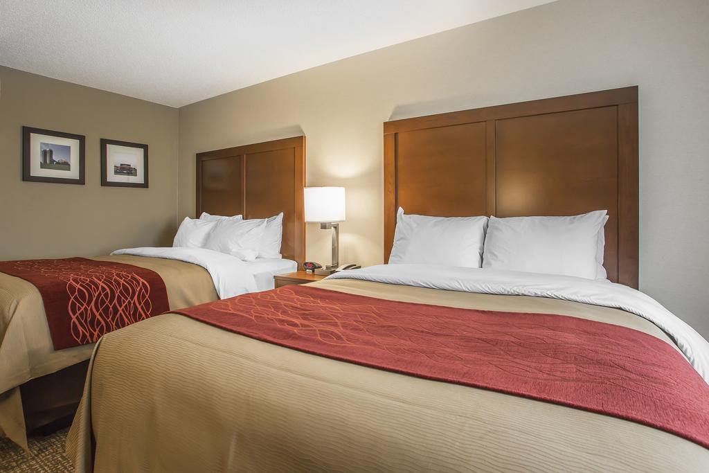 Comfort Inn Pa Turnpike - I-81 Карлайл Екстериор снимка